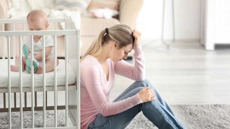 Mất ngủ làm mẹ mệt mỏi, tâm lý không ổn định dễ dẫn đến trầm cảm sau sinh