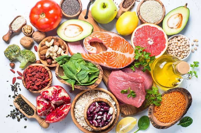 Chế độ dinh dưỡng của người bệnh cần đảm bảo nguyên tắc cân bằng và đa dạng thực phẩm