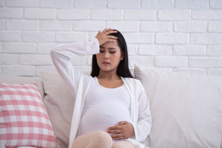 Mất ngủ kéo dài có thể gây ra những ảnh hưởng sức khỏe nghiêm trọng cho cả mẹ và thai nhi