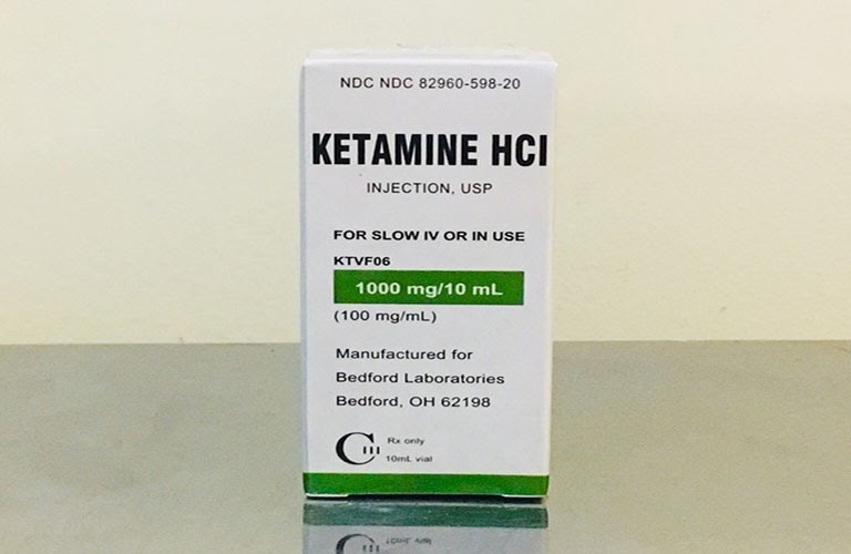 Thuốc Ketamine HCL cũng được điều chế dưới dạng bột giúp người bệnh dễ sử dụng