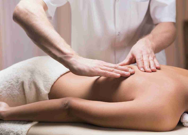 Dịch vụ massage linh hoạt thời gian cho khách hàng