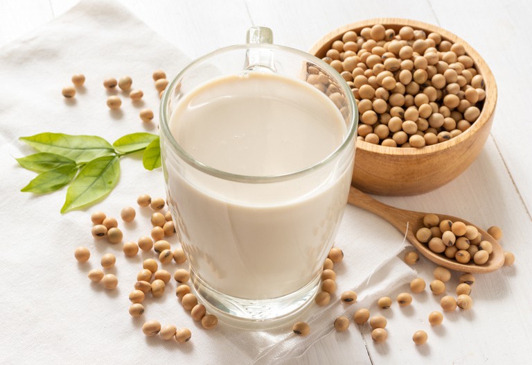 Sữa đậu nành giúp người bệnh bổ sung thêm chất dinh dưỡng mà không sợ tăng cân