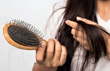 Bấm huyệt kích thích mọc tóc - Bí quyết hay từ Y học cổ truyền