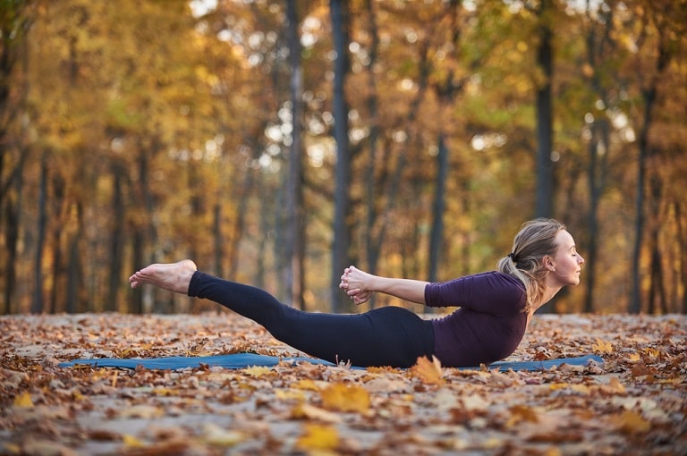 Các bài tập yoga vừa nhẹ nhàng, vừa giúp giảm mỡ hiệu quả cho cơ thể