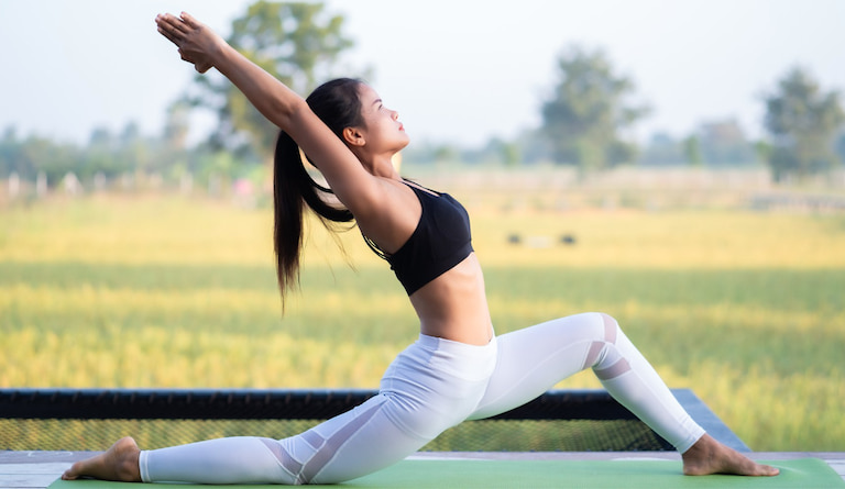 Tập Yoga có thể giúp cải thiện cả về thể chất, sức khỏe lẫn tinh thần