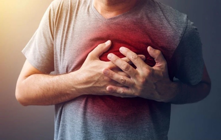 Bệnh gây ra biến chứng suy tim, đau thắt ngực