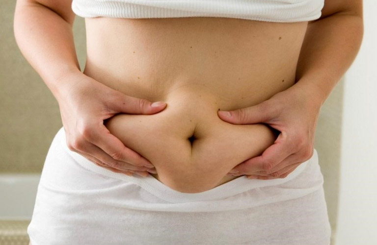 Bụng là vị trí dễ tích mỡ nhất trên cơ thể, đặc biệt là vùng bụng dưới ở chị em
