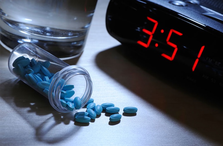 Luôn sử dụng thuốc trị mất ngủ của Mỹ đúng liều lượng để đảm bảo hiệu quả và an toàn